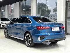 2022 Audi A3L Limousine 35 TFSI Fashion Sport, синий — фото 4