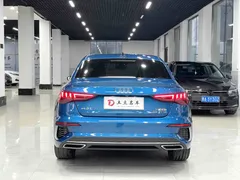 2022 Audi A3L Limousine 35 TFSI Fashion Sport, синий — фото 5