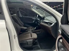 2022 BMW X1, белый — фото 17