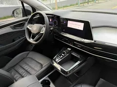 2022 Volkswagen Talagon 380TSI 4WD Luxury Pro 6-seat, синий — фото 9