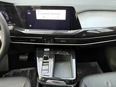 2022 Volkswagen Talagon 380TSI 4WD Luxury Pro 6-seat, синий — фото 13