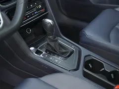 2023 Volkswagen Tharu 300TSI 2WD, белый — фото 16