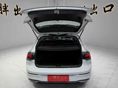 2023 Volkswagen Golf 280TSI DSG Pro, белый — фото 9