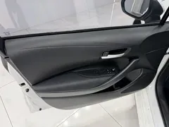 2021 Toyota Corolla 1.2T S-CVT Elite Plus, белый — фото 8