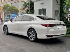 2021 Lexus ES 260 Excellence, белый — фото 5
