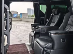 2021 Toyota Alphard Hybrid 2.5L Premium, чёрный — фото 16
