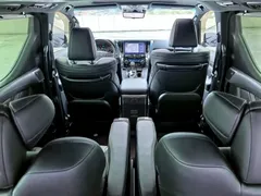 2021 Toyota Alphard Hybrid 2.5L Premium, чёрный — фото 19