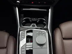 2023 BMW 3 Series 320Li M Sport Package, чёрный — фото 12