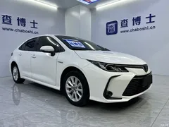 2021 Toyota Corolla Hybrid 1.8L E-CVT Elite, белый — фото 3
