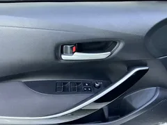 2021 Toyota Corolla Hybrid 1.8L E-CVT Elite, белый — фото 4