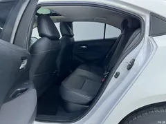 2021 Toyota Corolla Hybrid 1.8L E-CVT Elite, белый — фото 13