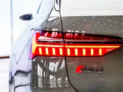 2021 Audi RS 6 4.0T Avant Premium — фото 6