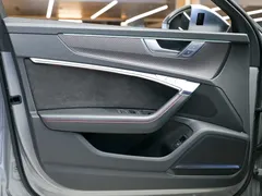 2021 Audi RS 6 4.0T Avant Premium — фото 8