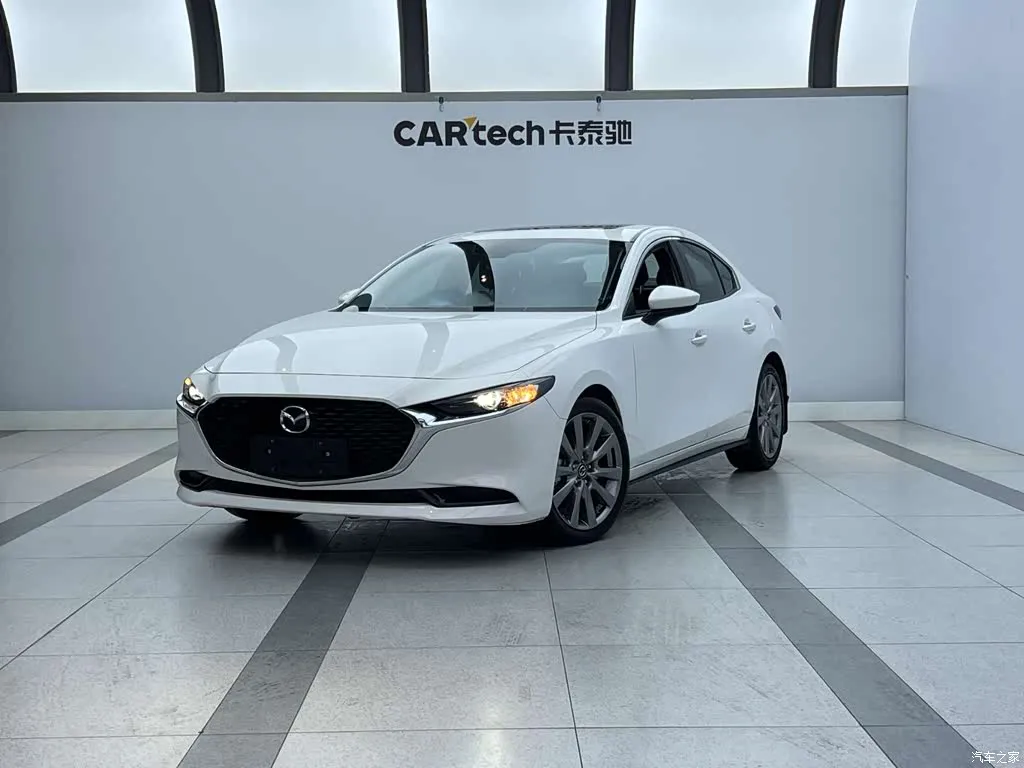 2022 Mazda Axela 2.0L AT quality and elegance