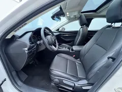 2022 Mazda Axela 2.0L AT quality and elegance, белый — фото 3