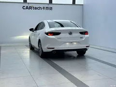 2022 Mazda Axela 2.0L AT quality and elegance, белый — фото 5