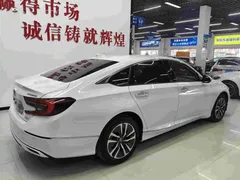 2022 Honda Accord 2.0L Hybrid, белый — фото 6