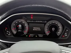 2023 Audi Q3 35 TFSI 1.4T, белый — фото 18