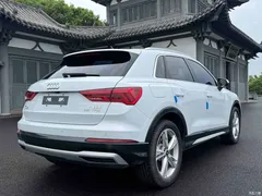 2022 Audi Q3 35 TFSI fashionable and elegant, белый — фото 6