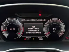 2022 Audi Q3 35 TFSI fashionable and elegant, белый — фото 23