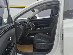 2023 Hyundai Tucson L 1.5T AT 2WD LUX Premium, белый — фото 9