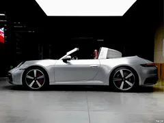 2020 Porsche 911 Targa 4 3.0T — фото 3