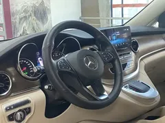 2022 Mercedes-Benz V-Class V 260 L Long Wheelbase Luxury, чёрный — фото 2