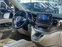 2022 Mercedes-Benz V-Class V 260 L Long Wheelbase Luxury, чёрный — фото 9