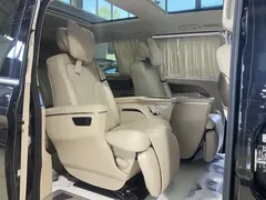 2022 Mercedes-Benz V-Class V 260 L Long Wheelbase Luxury, чёрный — фото 11