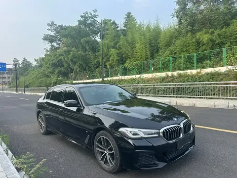 2021 BMW 5 Series 5 525Li M