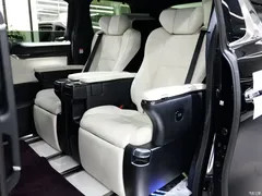 2020 Lexus LM 300h seven-seater elegant — фото 9