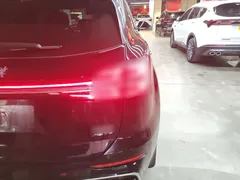 2023 Hongqi HS5 2.0T 4WD Pro, чёрный — фото 24