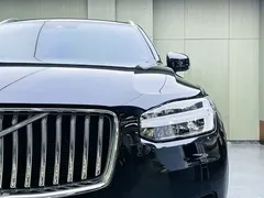 2021 Volvo XC90 T8 PHEV Premium Luxury 7-seat, чёрный — фото 7