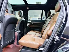 2021 Volvo XC90 T8 PHEV Premium Luxury 7-seat, чёрный — фото 16