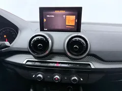 2022 Audi Q2L 35 TFSI, белый — фото 13