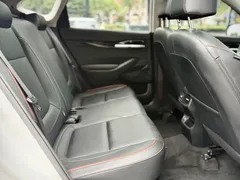 2023 Kia Seltos 1.5L CVT Luxury, белый — фото 12