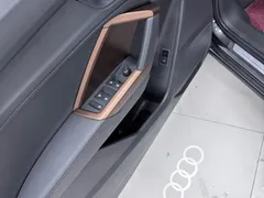 2022 Audi Q3 35 TFSI Fashion — фото 22