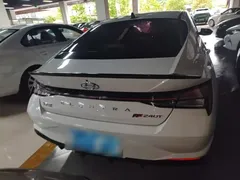 2022 Hyundai Elantra 240TGDi DCT LUX Premium, белый — фото 6