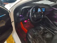 2022 Hyundai Elantra 240TGDi DCT LUX Premium, белый — фото 16