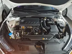 2022 Hyundai Elantra 240TGDi DCT LUX Premium, белый — фото 20