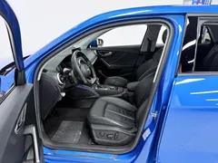 2022 Audi Q2L 35 TFSI, синий — фото 10