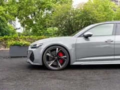 2022 Audi RS 6 4.0T Avant — фото 11