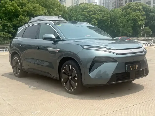 2025 BYD Tang L PHEV 175km Drone Edition