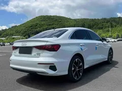 2023 Audi A3L Limousine 35 TFSI Luxury, белый — фото 6