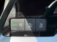 2023 Audi A3L Limousine 35 TFSI Luxury, белый — фото 11