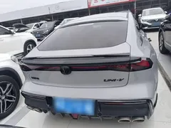 2022 Changan UNI-V 2.0T — фото 4