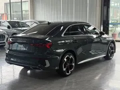 2023 Audi A3L Limousine 35 TFSI, зелёный — фото 4