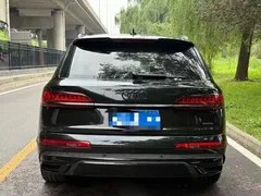 2022 Audi Q7 55 TFSI quattro S line Sport, чёрный — фото 3