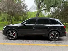 2022 Audi Q7 55 TFSI quattro S line Sport, чёрный — фото 5