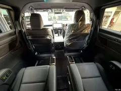 2023 Toyota Alphard Hybrid 2.5L Premium·Gold, чёрный — фото 8